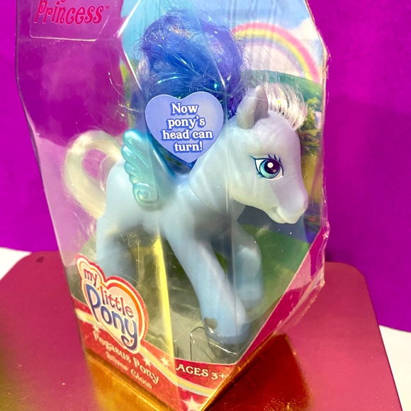 MY LITTLE PONY G3 NWT VTG 2005 CRYSTAL PRINCESS PEGASUS WINGED PONY SILVER GLOW - Picture 4 of 16